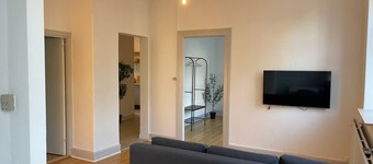 Casa Royale Summary: