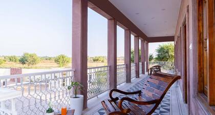 Hotel Hinduja Luxury Camp & Resort