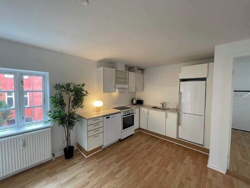 Lovely apt in center (APT 2)