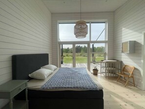 5 bedrooms, iron/ironing board, travel cot, WiFi