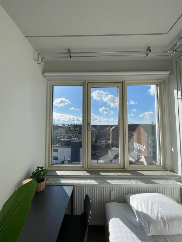 4 Schlafzimmer, Schreibtisch, Bügeleisen/Bügelbrett, WLAN