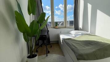 4 soveværelser, skrivebord, strygejern/strygebræt, Wi-Fi