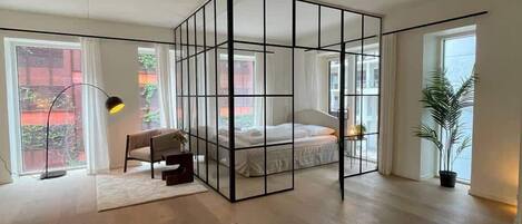 3 soveværelser, skrivebord, strygejern/strygebræt, Wi-Fi