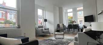 Premium apartment close to the beach, Turner contemporary and dreamland Pets ok.