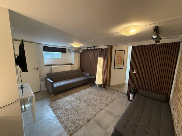 تلفزيون، مكتب