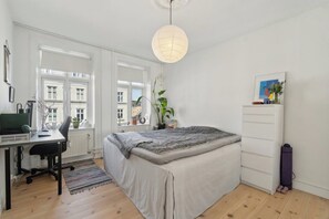 1 bedroom, iron/ironing board, travel crib, WiFi - Vesterbro beauty Summ (København)
