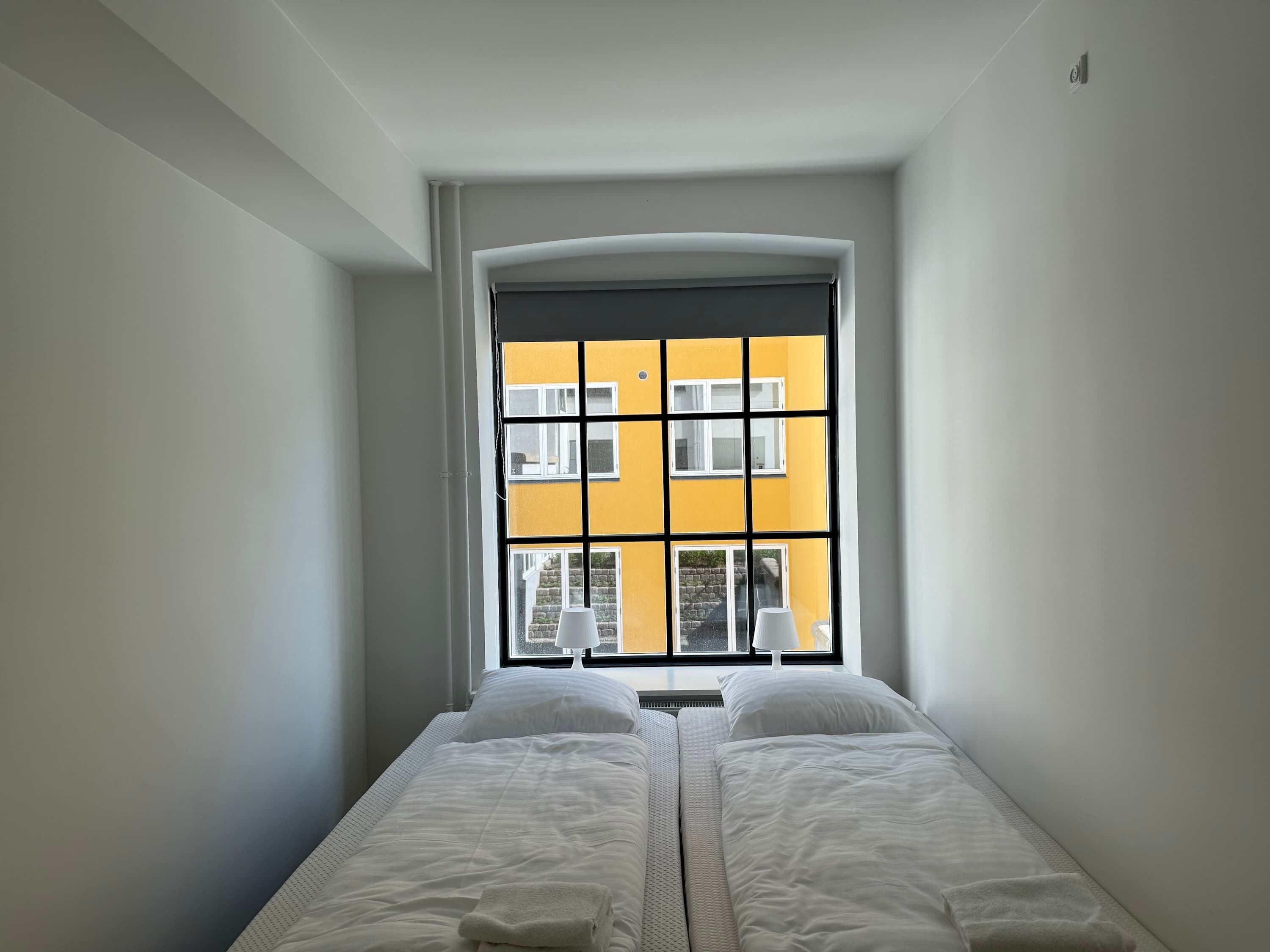 3 sovrum, skrivbord, strykjärn/strykbräda och wi-fi