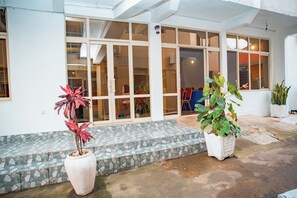 Exterior - Fanad Hotel (Gisenyi)