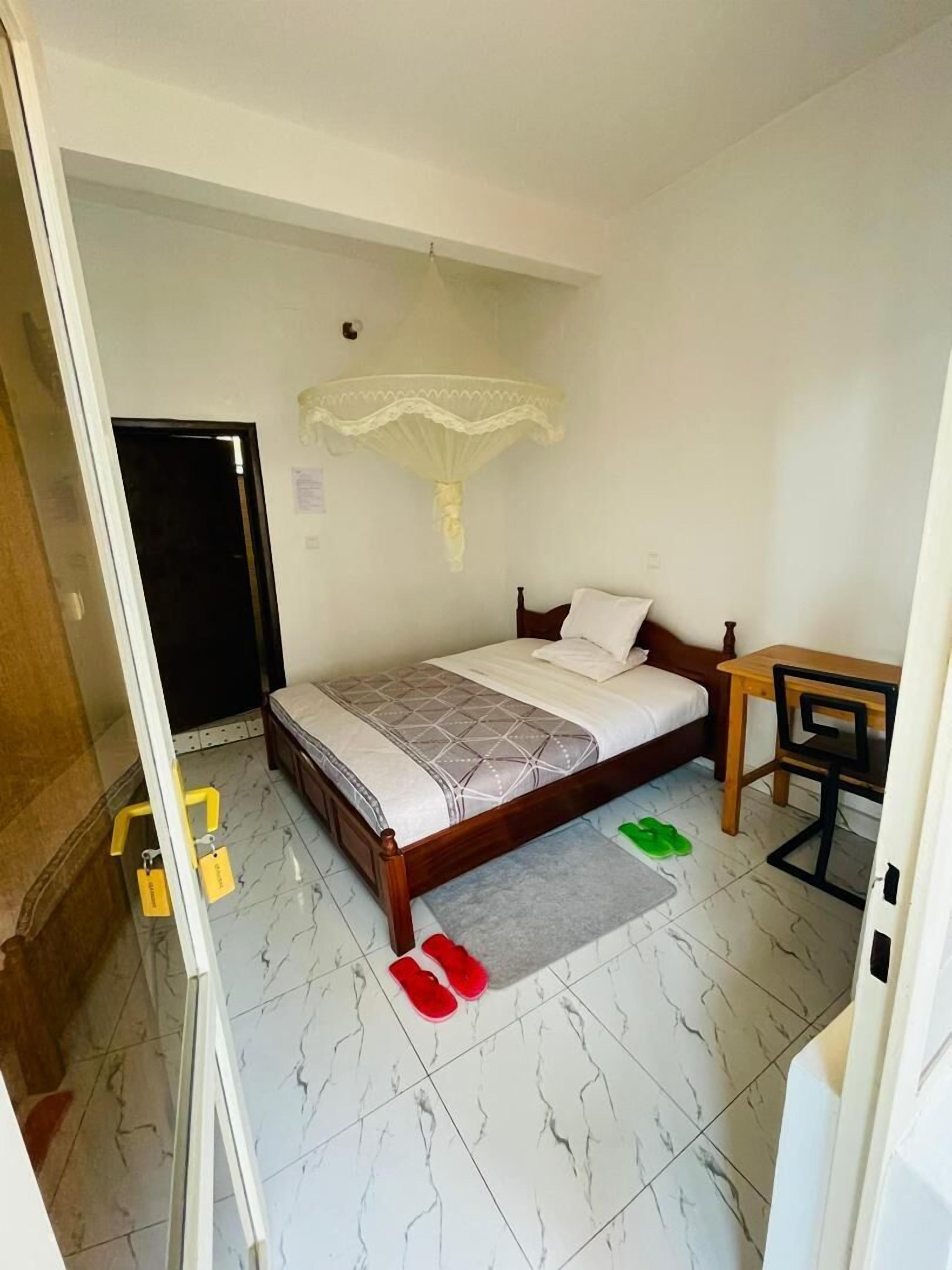 Deluxe-Doppelzimmer, Balkon | Hochwertige Bettwaren, Schreibtisch, laptopgeeigneter Arbeitsplatz