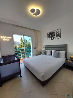 1 chambre, fer et planche à repasser, lit parapluie, Wi-Fi gratuit