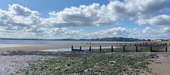 Barn Owl Cabin at Redroofs - Pet Friendly!