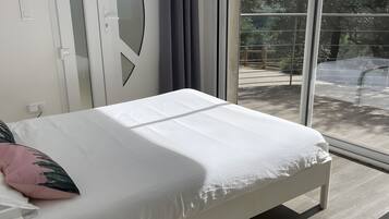 3 chambres, fer et planche Ă repasser, Wi-Fi, draps fournis