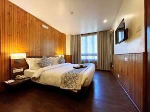 In-room safe, desk, laptop workspace, soundproofing
