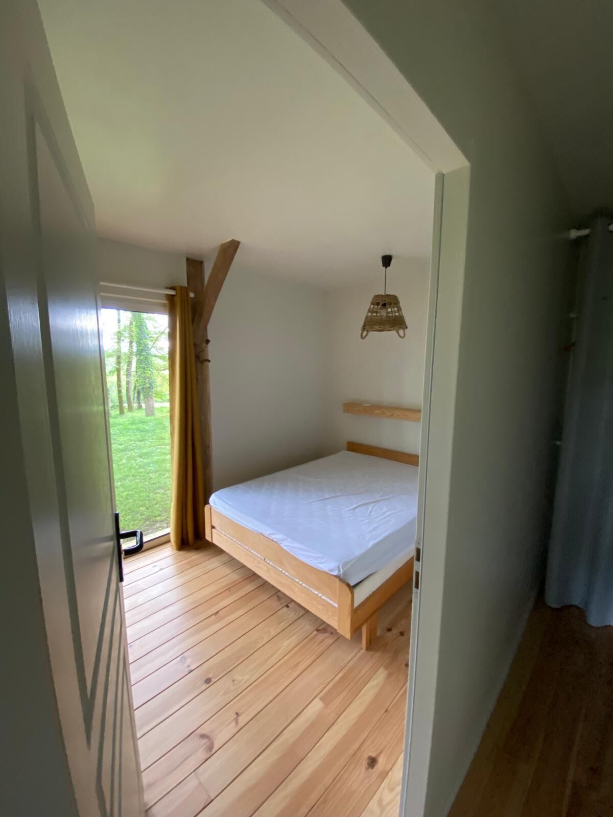 2 bedrooms, iron/ironing board, travel crib, free WiFi