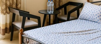 Room-cozy Guest Room in Kinshasa With Ba