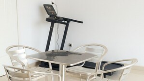 Zimmer, 1 Schlafzimmer, Raucher, Balkon | Esszimmer