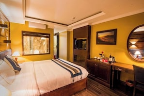 Deluxe Double Room | Free WiFi
