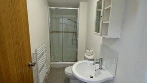 Apartment, 1 Schlafzimmer | Badezimmer