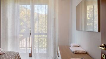 2 camere, ferro/asse da stiro, Wi-Fi, lenzuola