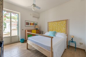 2 chambres, accès au Wi-Fi (inclus), literie fournie