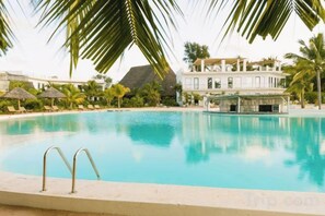 Unclassified image, 2 of 6, button - The One Resort Zanzibar (Kusini)