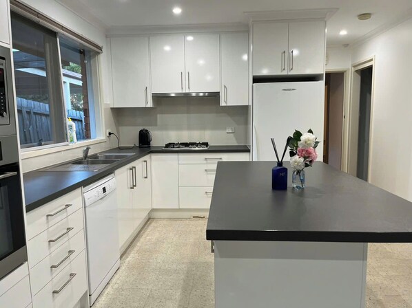 Microwave, oven, stovetop, dishwasher