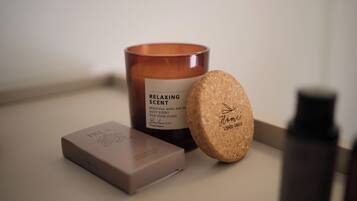 Dusche, Haartrockner, Bidet, Handtücher