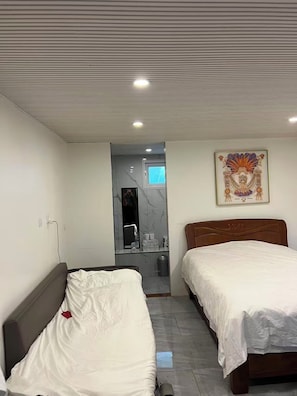 1 bedroom, WiFi, bed sheets