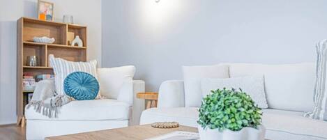 Televisie en een open haard