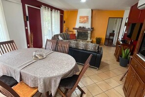 Living area - Villa at the foot of the Volcano (Le Tampon)