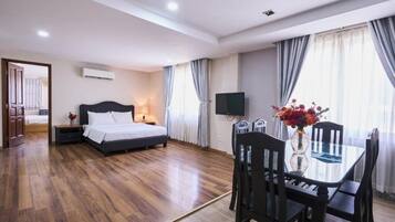 Deluxe Suite | Soundproofing, iron/ironing board, free WiFi