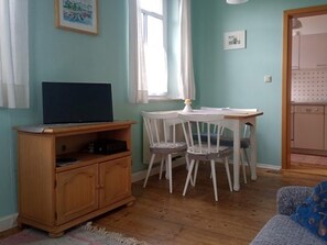 Tv, stereoanlæg