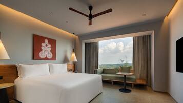 Mini-bar avec articles gratuits, coffres-forts dans les chambres