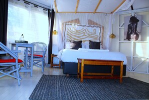 럭셔리 더블룸, 호수 전망 | 객실 내 금고, 다리미/다리미판, 무료 WiFi