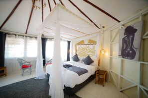 In-room safe, iron/ironing board, free WiFi