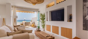 3128 Beachfront Casa Luna in Aldea Beach