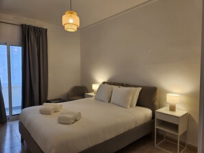 2 bedrooms, iron/ironing board, free WiFi, bed sheets - Modern apartment on the beach with large balcony (Quarteira)