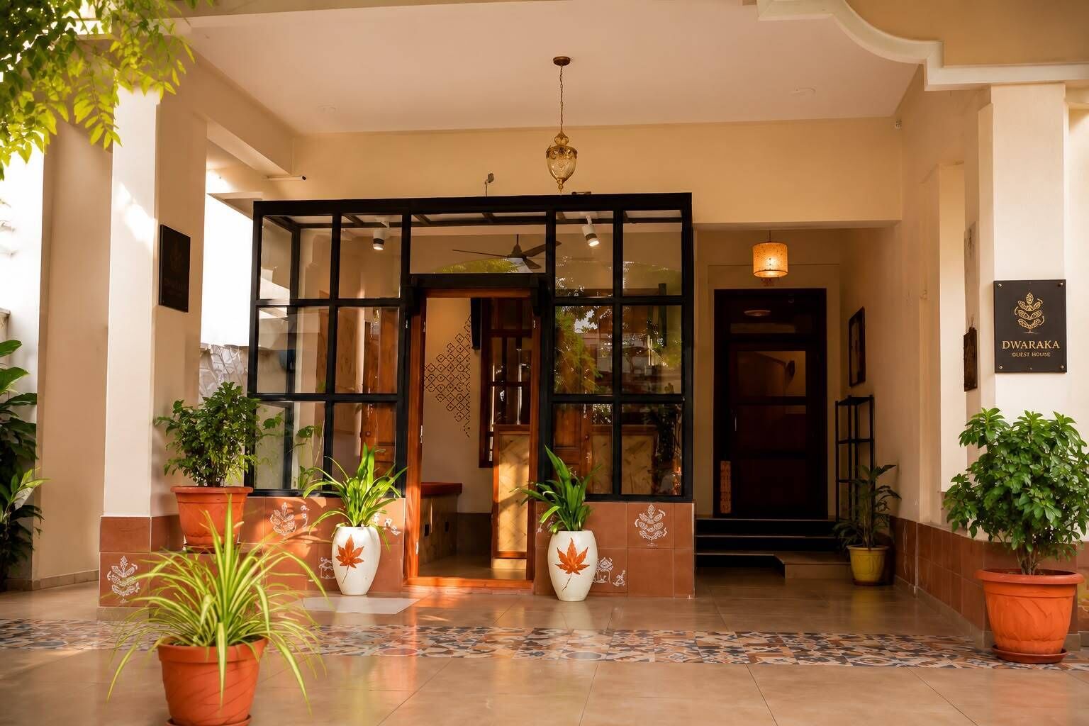 Entrada de la propiedad