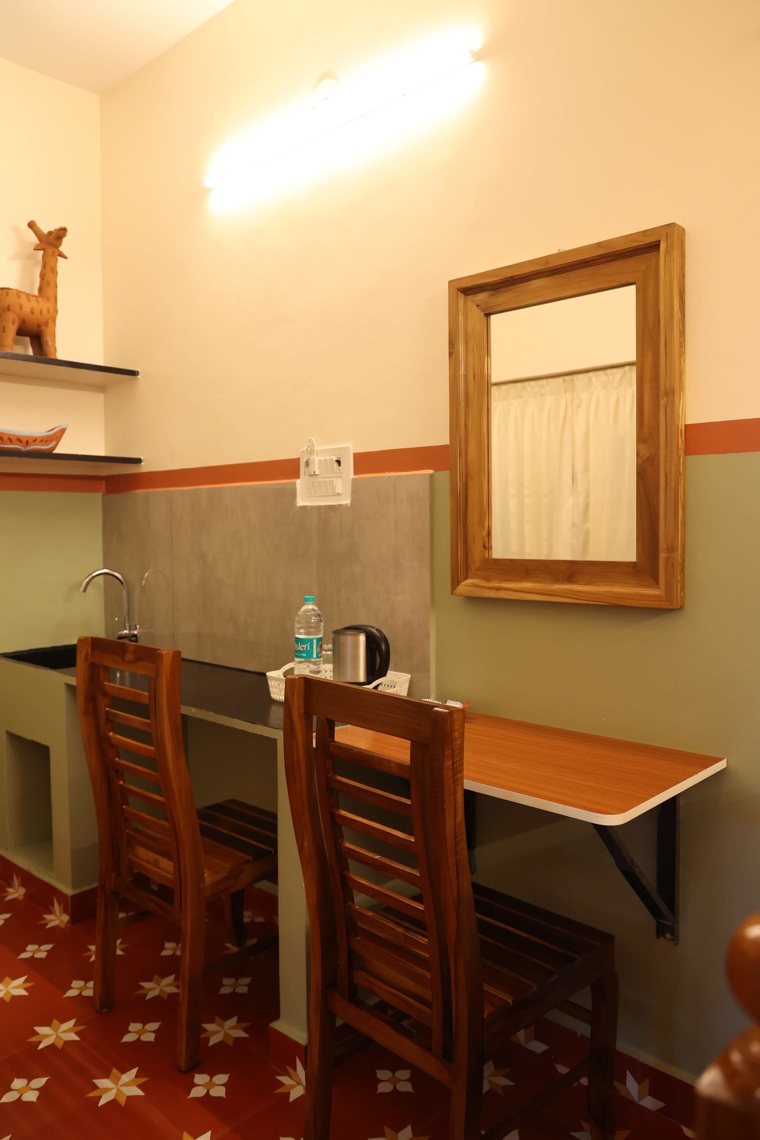Deluxe Double or Twin Room, Balcony | Desk, laptop workspace, free WiFi
