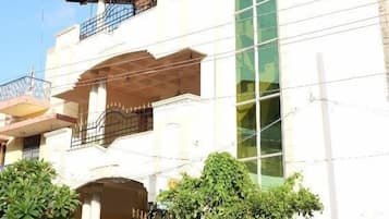 Overnatningsstedets facade