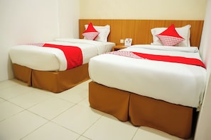 Desk, free WiFi, bed sheets