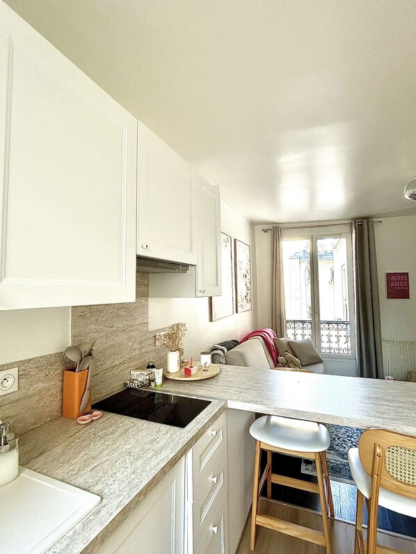 Fridge, microwave, cookware/dishes/utensils