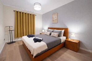 2 bedrooms, iron/ironing board, WiFi, bed sheets - Titou Apartment Sea View (Santa Cruz)