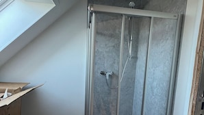 Bathroom - Anchorage (2) Dat Fischerhuus (Pruchten)