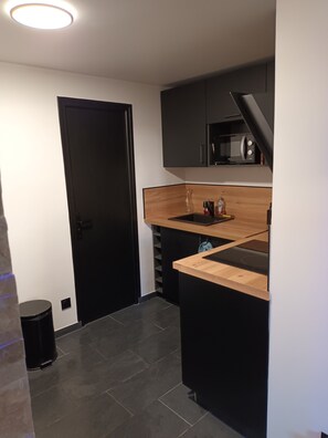 Microwave, oven, stovetop