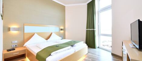 1 bedroom, in-room safe, free WiFi