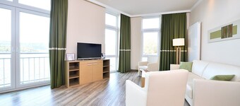 Spacious 2-person suite with lake view