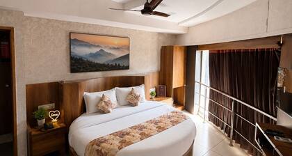 STAR HOTEL