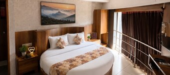 STAR HOTEL