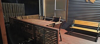 Omarama Crib – Spotless Scenic Base for Families